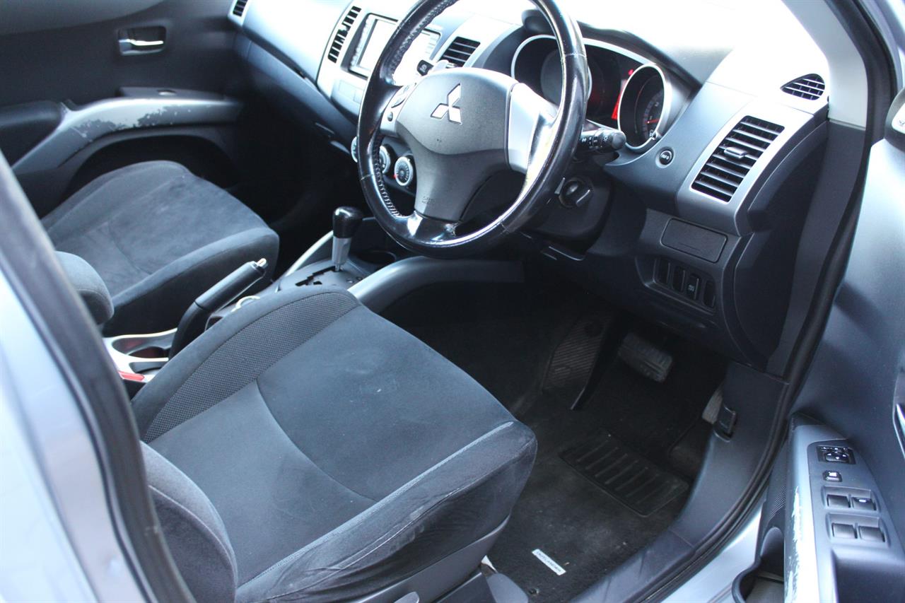 2005 MITSUBISHI outlander